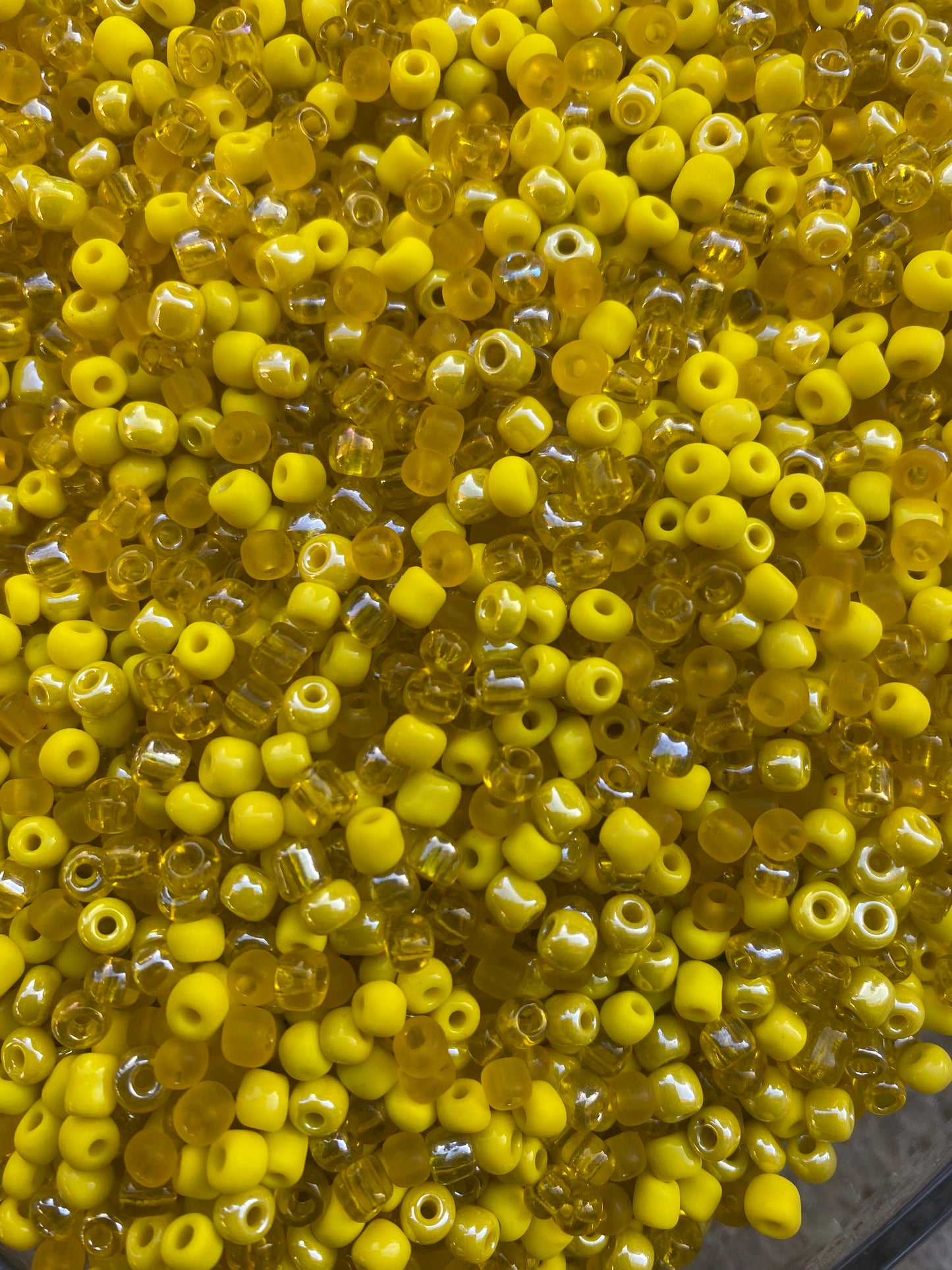 Yellow Seed Bead Mix - 4mm- 6/0 Glass Seed Beads For Jewelry Making, DIY Waist beads, Bracelet Necklace Earrings 450 grams