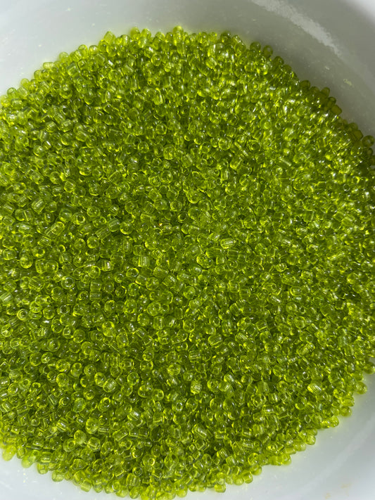 2mm or 11/0 Green or Lime Seed Beads Bulk 450g Glass Beads for Beaded Jewelry, Bracelets, Waistbeads, Chokers Jewelry Making & Crafts