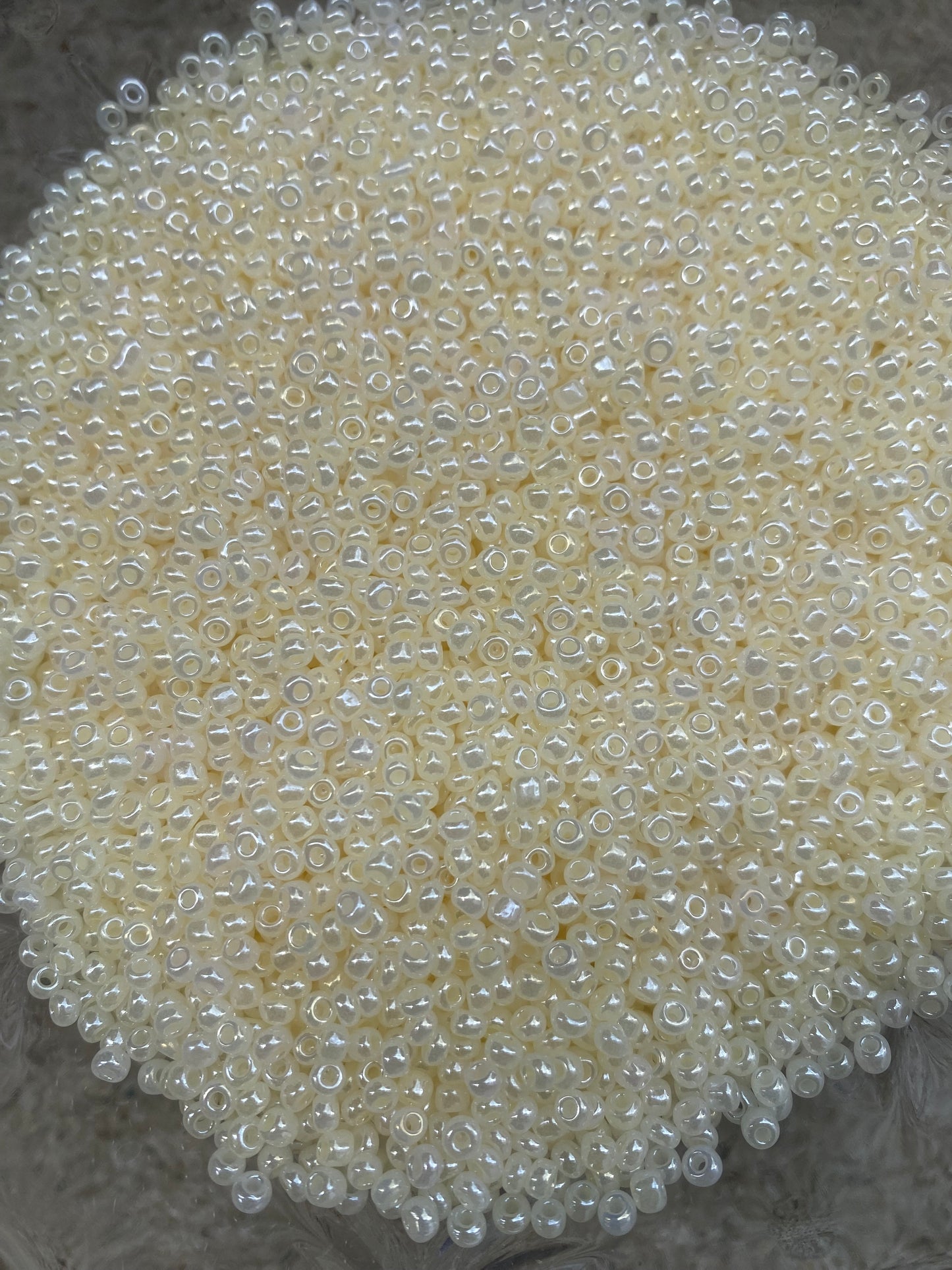 3mm - 8/0 Seed Beads Glass Seed Beads For Jewelry Making, DIY Waist beads, Bracelet Necklace Earrings- 450 Grams