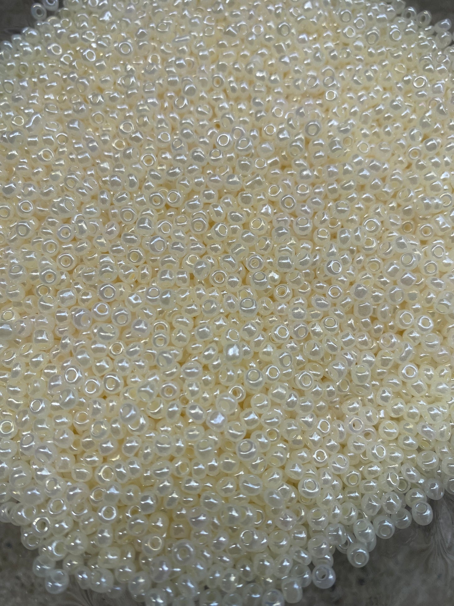 3mm Glass beads - Pearly Cream beads,  8/0 Seed Beads Glass Beads, 450 Grams