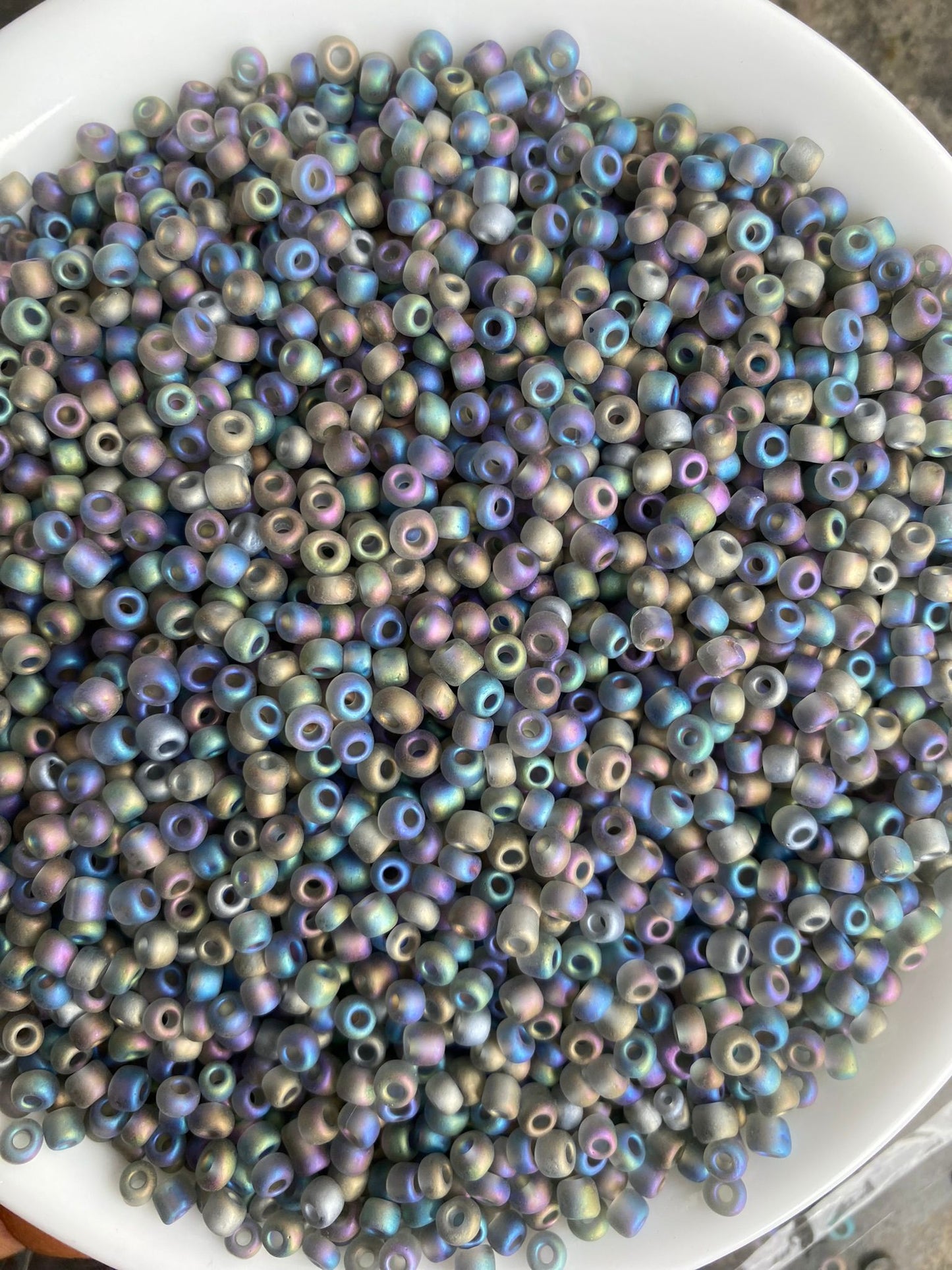 4mm Iridescent Blue Purple Glass Beads 6/0 (450g) - Jewelry Making, Bead Weaving, Waist Beads